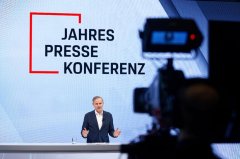 保时捷全球 2019 电气化之年稳健发展