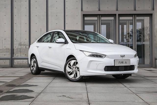 车市是否回暖？9款热门新能源汽车真实探店