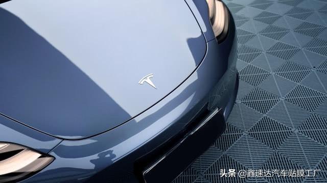 成都26岁水产余哥，特斯拉贴威固隐形车衣，深沉小伙变身硬汉