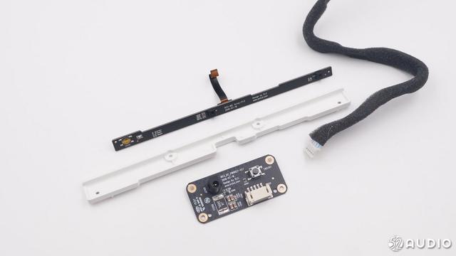 拆解报告：微信相框X 带屏智能音箱