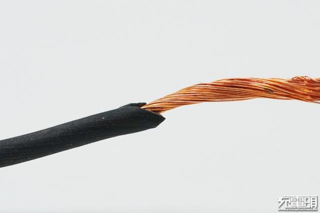 一线多用，Google谷歌8字电源线拆解