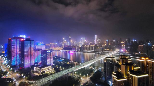 别纠结了！年度5G拍照手机已经出炉，提醒你：是V打头的