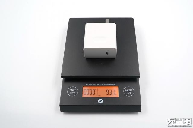 10V3A SCP？华为第二代65W PD充电器开箱评测