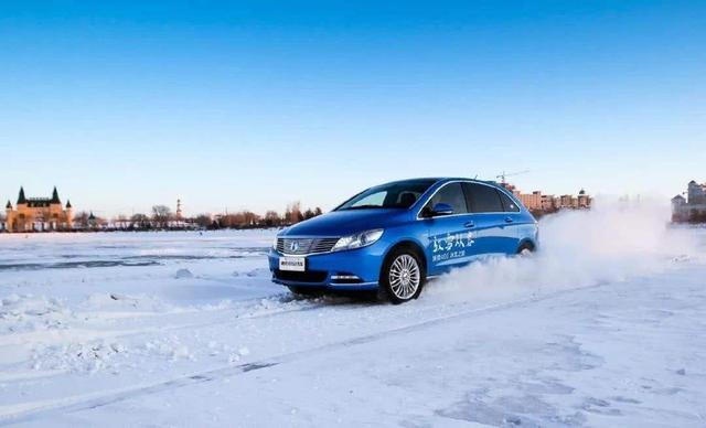 取代燃油车为时尚早，浅谈当前新能源车5大弊端