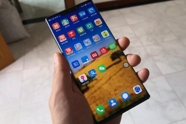 2020换手机别乱选，这3款华为机型不建议入手，高价低配！