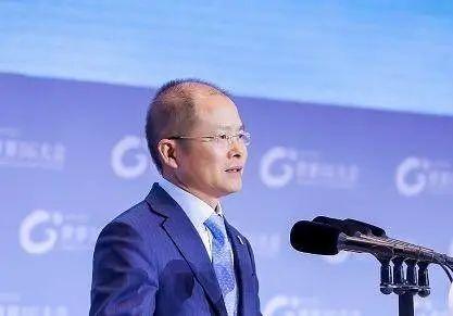 华为“反封锁”300天：中国手机用户救了它，但市场已到天花板