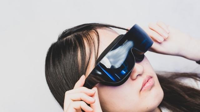 华为VR Glass：带来身临其境的发布会体验