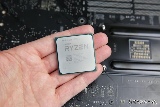 疯狂的笔记本：使用台式版CPU独显，16核心32线程打爆i9