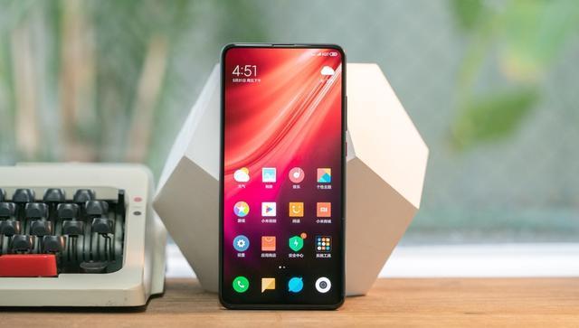 小米清仓好货，骁龙855+升降4800万三摄+256G+8G，比oppo少800