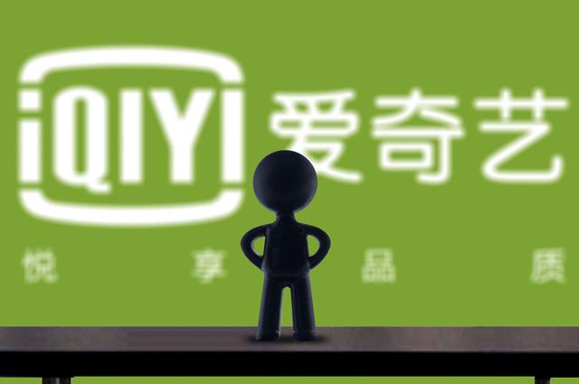 中概股进「雷区」、B 站的「新爸爸」及美团「卖一切」｜极客一周