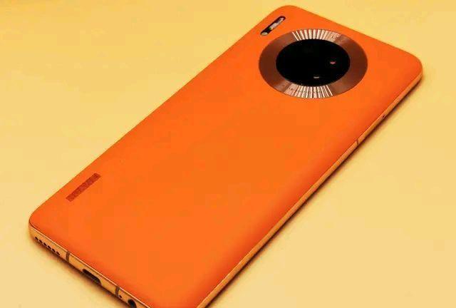 华为Mate30能不能战斗四年？理性分析一番后，我得出答案！