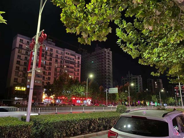 iPhone11 Pro Max：我们明年见！