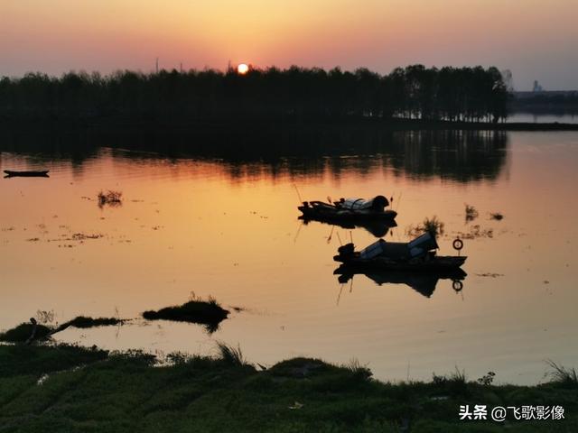 体验荣耀30，一句话：好漂亮！二句话：真爱她！三句话：娶回家！