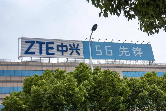 华为不孤单！国产通信巨头浴火重生，5G技术取得新突破