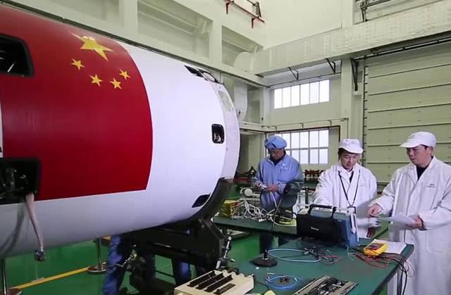 基建狂魔发力太空，撬动数万亿规模市场！多张卫星天网覆盖全球