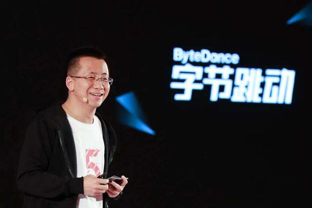 头条不断加码搜索，百度背水支撑，这个千亿市场是否会易主