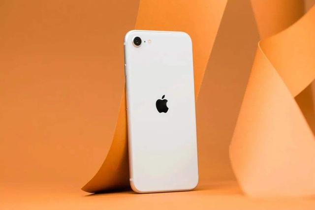 华为等安卓厂商已放弃，苹果独家领跑，iPhone 12有望出道即巅峰