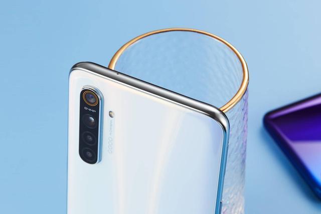 性价比手机终结者！realme X2凭什么获得如此称号？