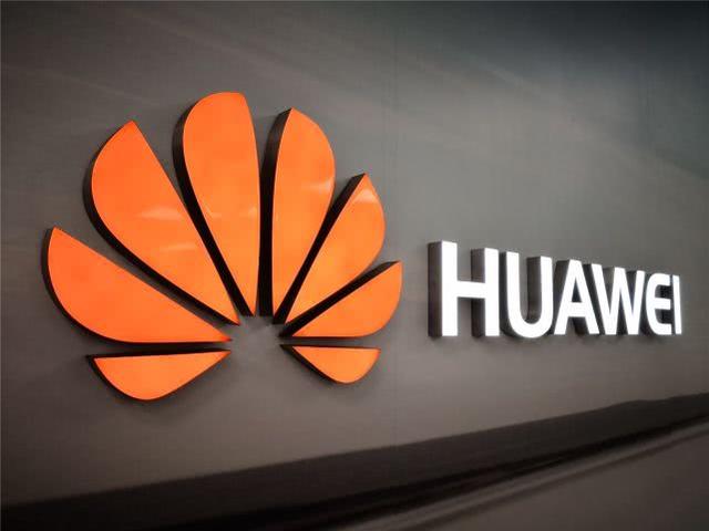过气旗舰不如狗？2K屏+无线充电+IP68防水，价格不足三千元！