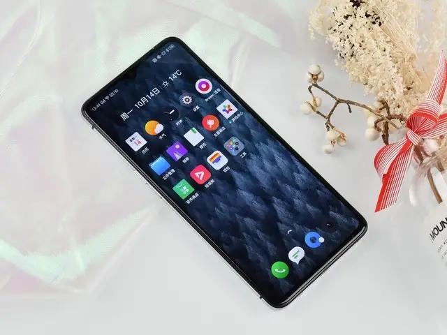 OPPO终于发狠！855Plus跌至1999，还有90Hz+50W闪充