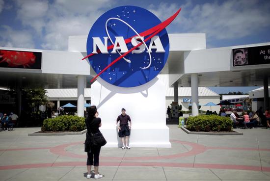 NASA正式启动2024重返月球计划，各大科技巨头纷纷发布第一季度财报｜科技前沿周报