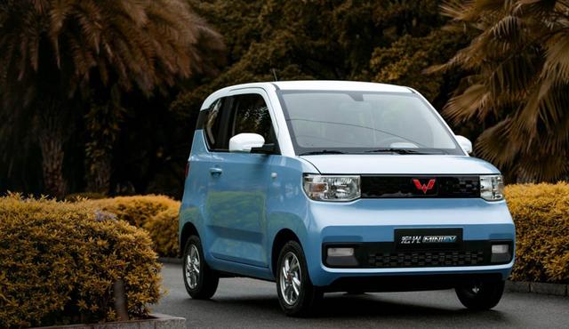 五菱推纯电动，售价不到3万，每分钟卖出1.2台，自称人民的代步车