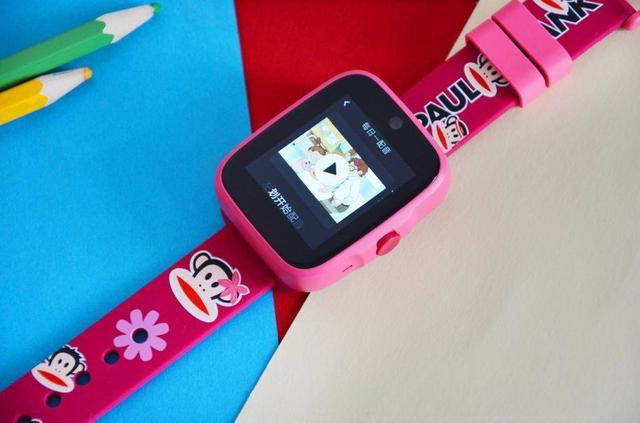 前后500万双摄搜狗糖猫T10儿童手表测评，用AI赋能儿童成长和学习