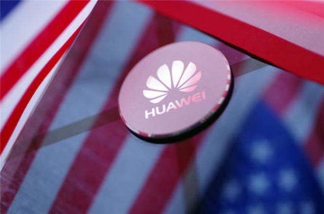 特朗普“玩过火”了？打压升级出现连锁反应，受害者不止华为一个