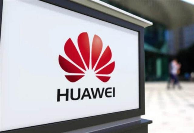 特朗普“玩过火”了？打压升级出现连锁反应，受害者不止华为一个