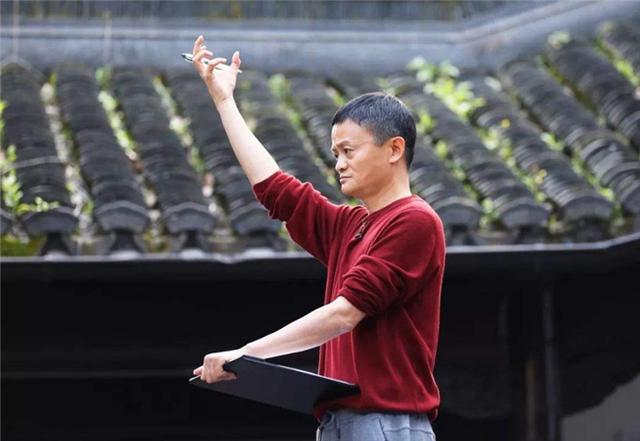 马云预言：未来50%工作将会消失，这3类工作或将成“抢手货”