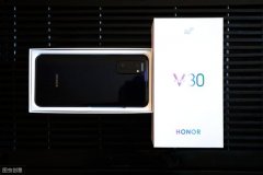 荣耀play4pro 也许回到了play一代的效果