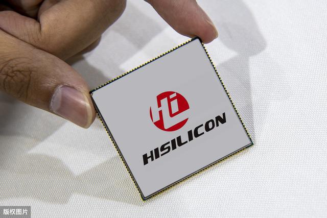 今年华为系上半年旗舰盘点 荣耀30和NOVA7终于泾渭分明了！