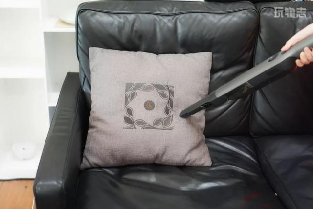 小米劲敌！美国高销量手持吸尘器，有它能节省 70% 清洁时间