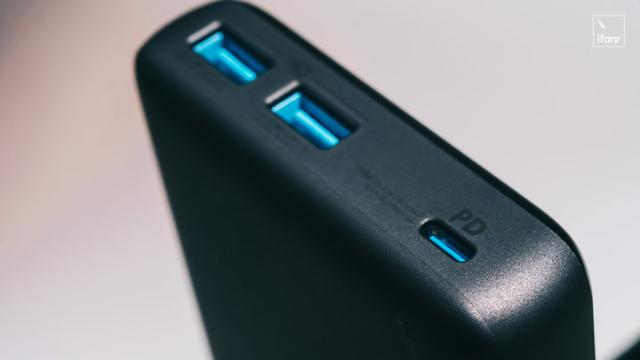 Anker PowerCore III Elite 26k 移动电源：多设备用户的新选择