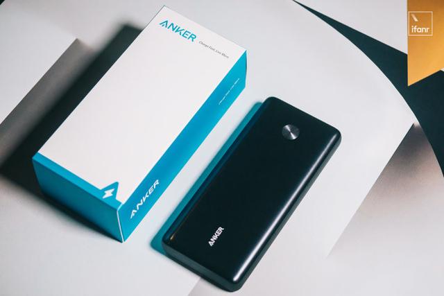 Anker PowerCore III Elite 26k 移动电源：多设备用户的新选择