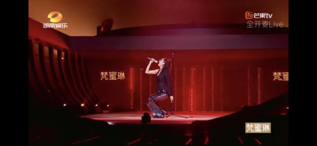 满足观众所有情绪价值的《乘风破浪》，昨晚刷屏了我的朋友圈