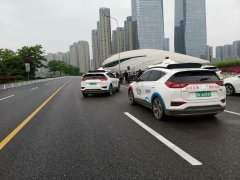 长沙：智能驾驶从“城区试验”向“市民试乘”迈进