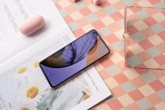 手机进水、屏幕摔碎怎么办？提前买一份vivo焕新宝，用起来更随意