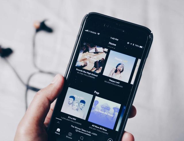 前国产手机设计师表示，乔布斯走了不到十年，iOS系统安卓化