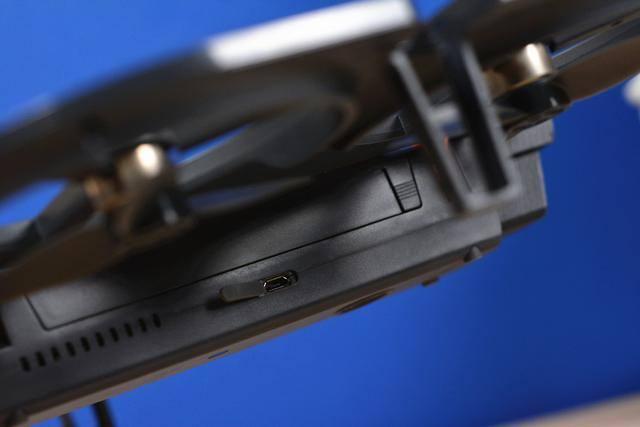 iDol智能飞行器，支持航拍，上帝模式的效果如何？