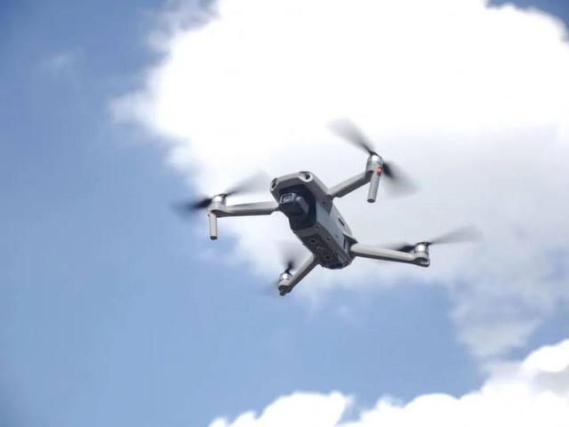 大疆 Mavic Air 2：真枯燥，又是一款“最佳无人机”