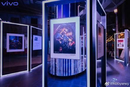 记录夜色下有故事的人，vivoX50Pro还原城市间的烟火气