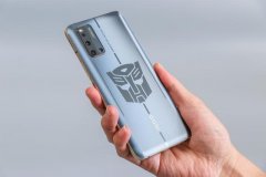 iQOO中端新机Z1x曝光：确认120Hz刷新率，将性价比进行到底？