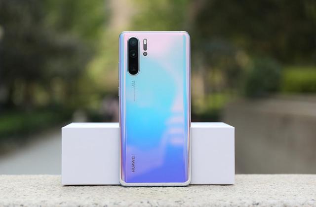 从5488降到3488，从高端市场跌至中端市场，网友：终于等到了