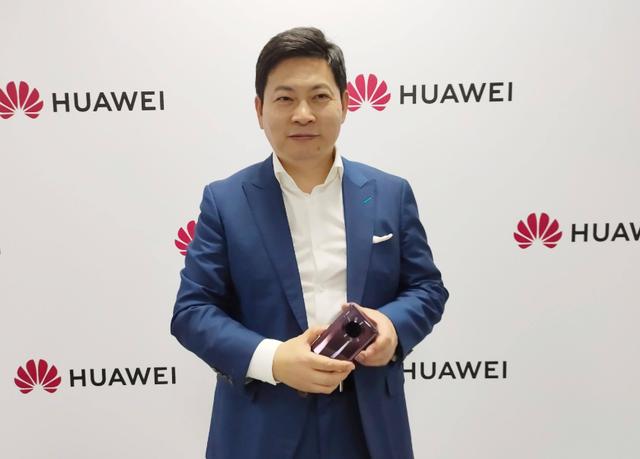 华为Mate40 Pro再次曝光，55倍变焦+双曲面超薄屏，台积电5nm打造