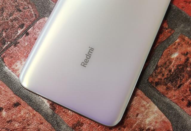 雷军爆发了，5G全网通+4500mAh仅1299，买到就是赚