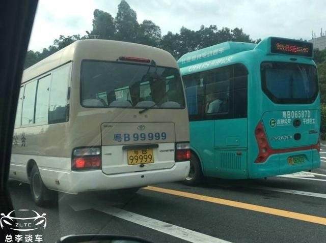 深圳最牛九五之尊，车牌有4种颜色，这些牌照都在什么车上？