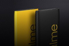 realme推出真我30W Dart闪充移动电源，双色碳纤维纹理闪亮登场