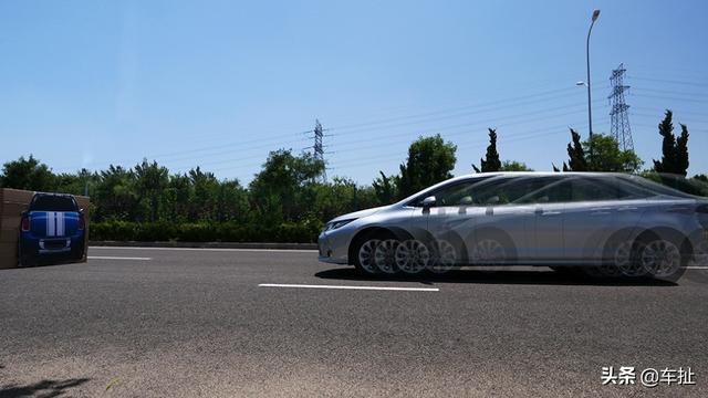 卡罗拉自动驾驶挑战特斯拉Model3 竟然能赢