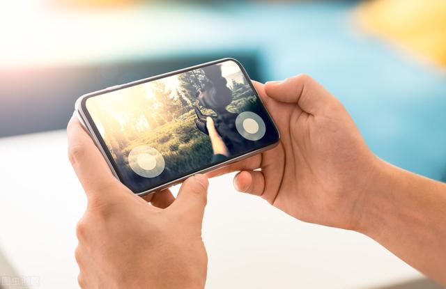 联想拯救者手机配置出炉，不知道这个配置的游戏手机满意不？